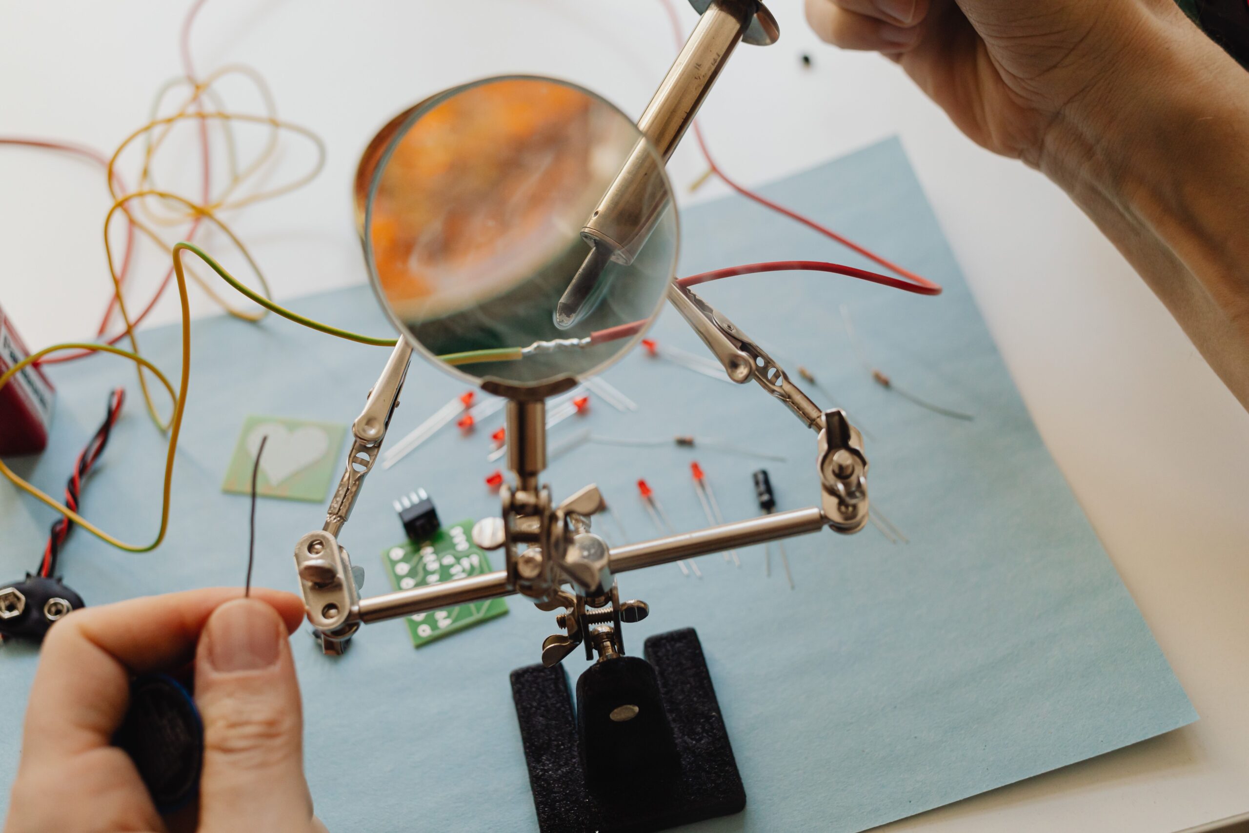 Laboratorio di formazione energetica e sviluppo di competenze tecniche